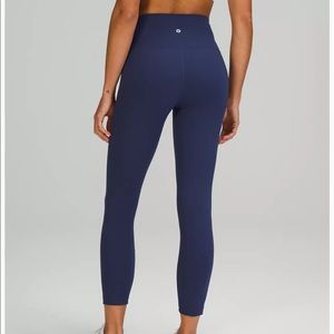 Lulu lemon Wunder Train High-Rise Crop 23"